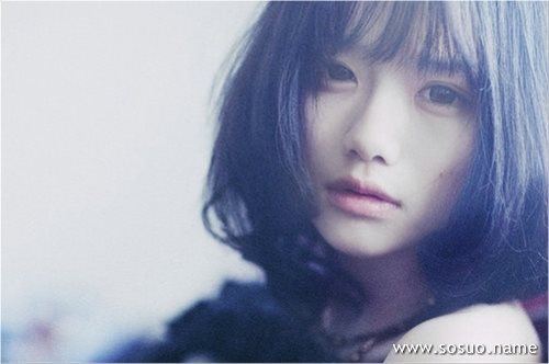 梦见大黄狗亲我意味着什么?